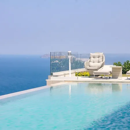 Vila Villara Ultra Luxury Private In Daily Housekeeping Private Cook Chauffeur Service *