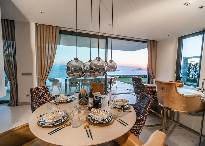 וילה Villara Ultra Luxury Private In Daily Housekeeping Private Cook Chauffeur Service בודרום